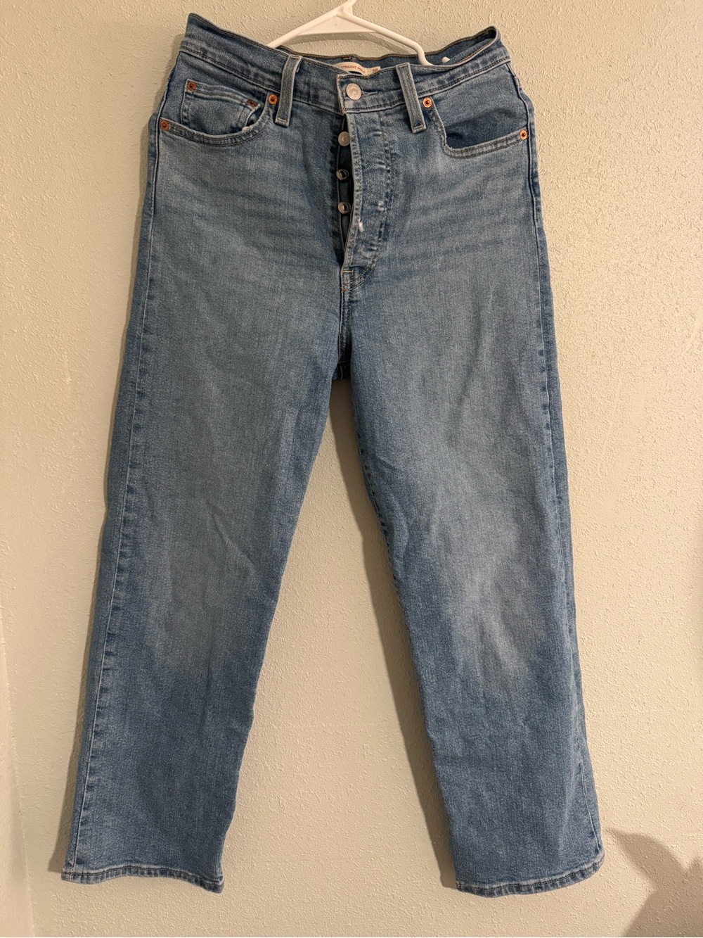 Levi's Medium Wash Ribcage Straight Ankle